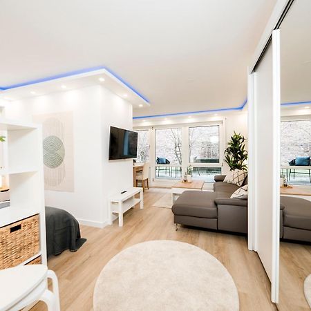 Bellabene Modernes Studio Apartment In Zentraler Lage Mit Terrasse, Parkplatz, Smarttv 포르츠하임 외부 사진