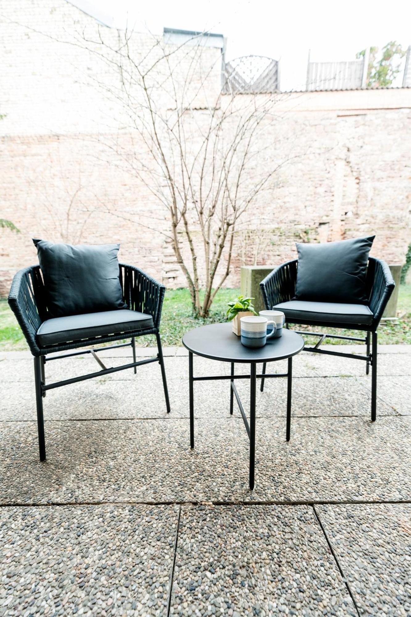 Bellabene Modernes Studio Apartment In Zentraler Lage Mit Terrasse, Parkplatz, Smarttv 포르츠하임 외부 사진